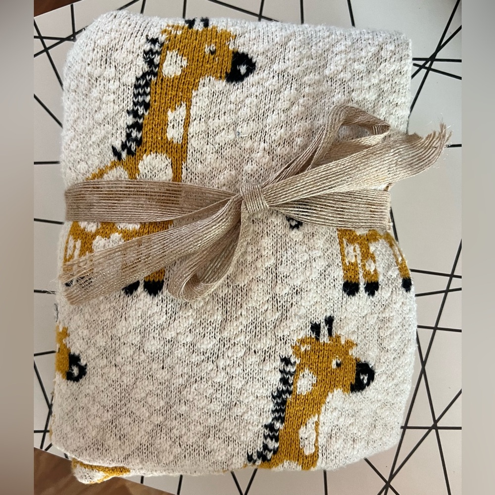Made in India Baby Giraffe cream blanket